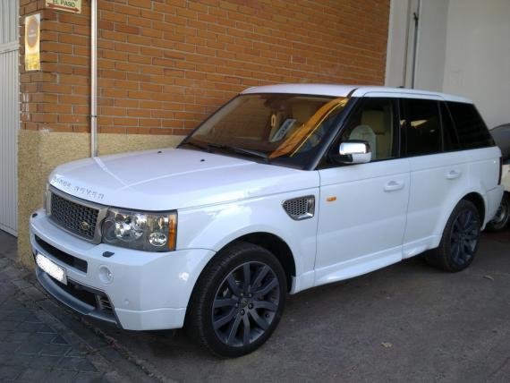 Taller de vehiculos, automoviles, coches, trabajamos con aseguradoras reparamos todo tipo desperfectos, ara��azo, golpes laterales, golpes frontales golpes traseros, lunas, ruedas, llantas, paralelos tambien tenemos todo tipo de accesorios antiguos o de nueva generacion nuestra especializacion son lad rover y ranger rover